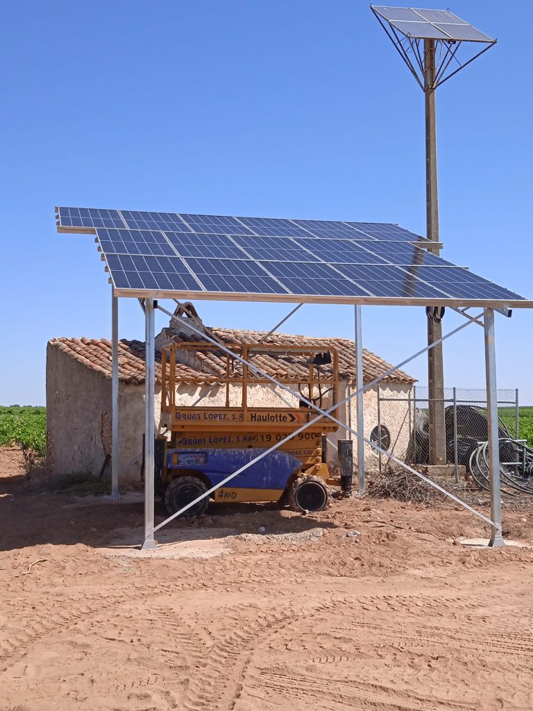 Servicios Electricidad Santos riego solar