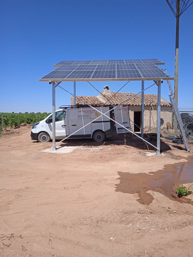 Servicios Electricidad Santos riego solar