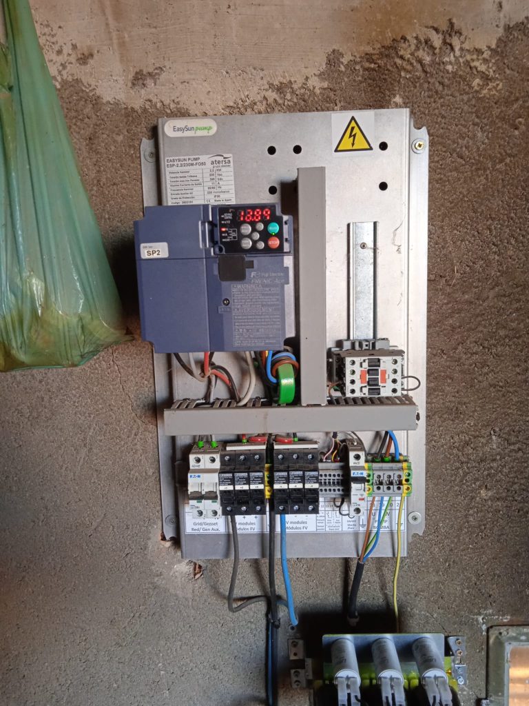 Servicios Electricidad Santos riego solar
